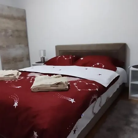 Davidovic 31 Apartment